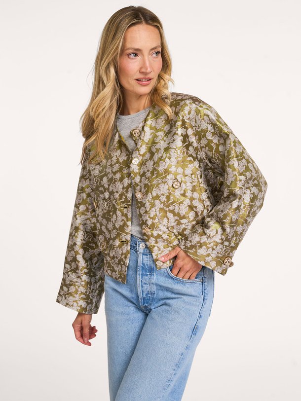 Ontdek de Geweven jack met dessin van Summum in de kleur groen bij Orangebag. Op werkdagen voor 21:45 besteld, morgen in huis.