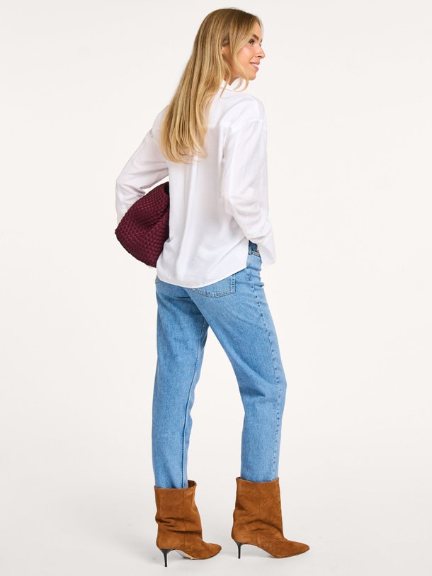 Ontdek de Mid waist straight fit jeans van Yaya in de kleur blauw bij Orangebag. Op werkdagen voor 21:45 besteld, morgen in huis.