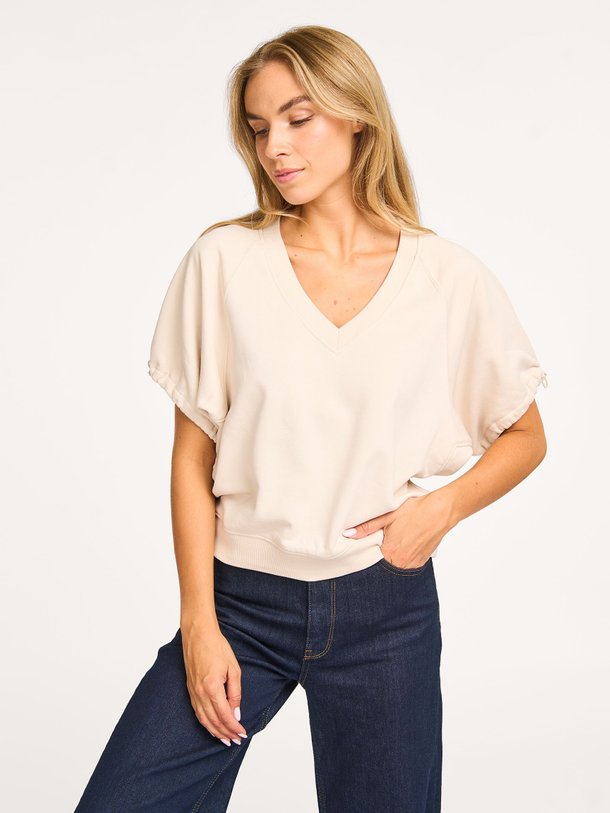 Ontdek de Katoenmix sweater van Yaya in de kleur ecru bij Orangebag. Op werkdagen voor 21:45 besteld, morgen in huis.