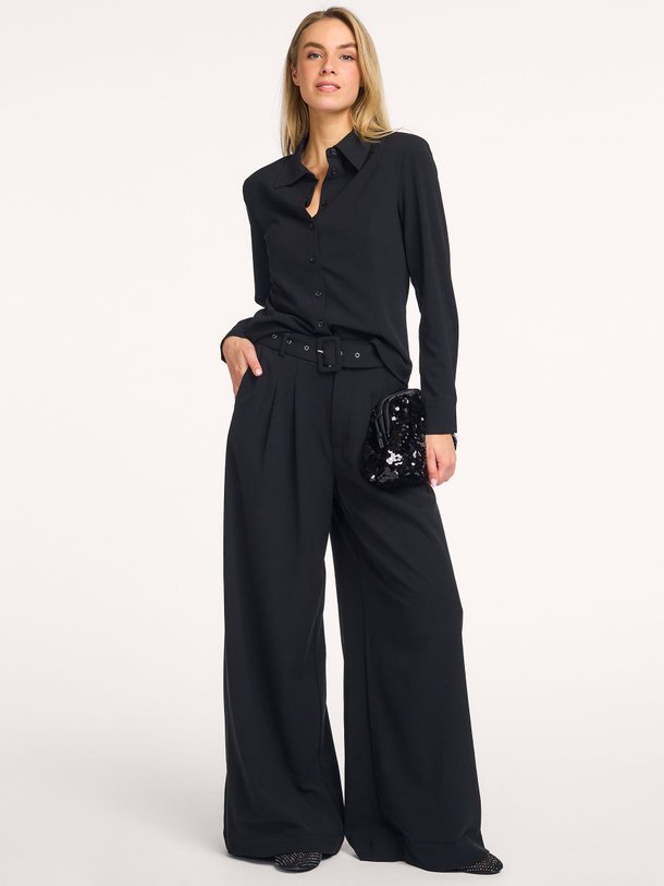 Ontdek de Hace viscosemix wide leg pantalon van My Essential Wardrobe in de kleur zwart bij Orangebag. Op werkdagen voor 21:45 besteld, morgen in huis.