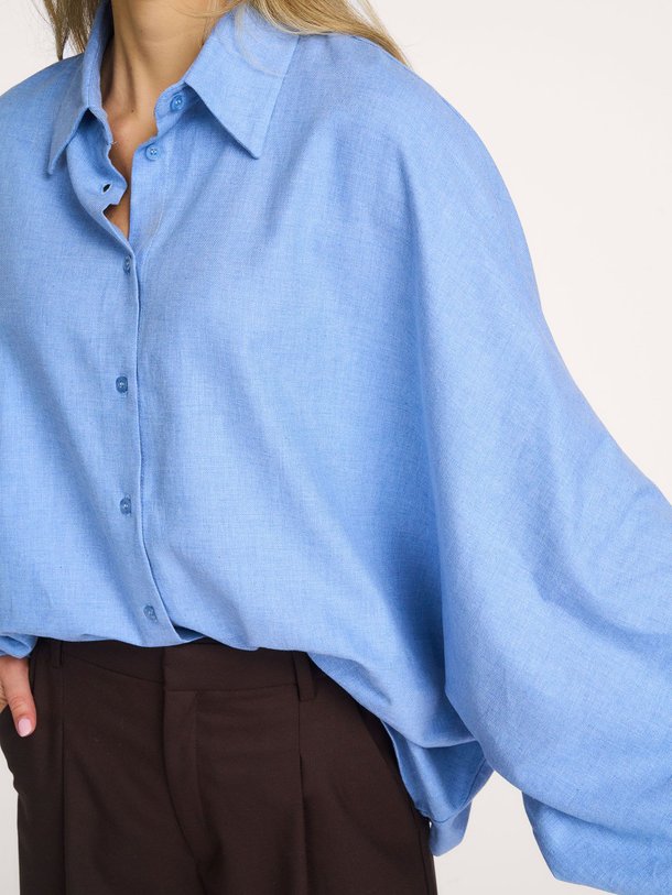 Ontdek de Antonia katoenen flanellen blouse van So Sue in de kleur lichtblauw bij Orangebag. Op werkdagen voor 21:45 besteld, morgen in huis.