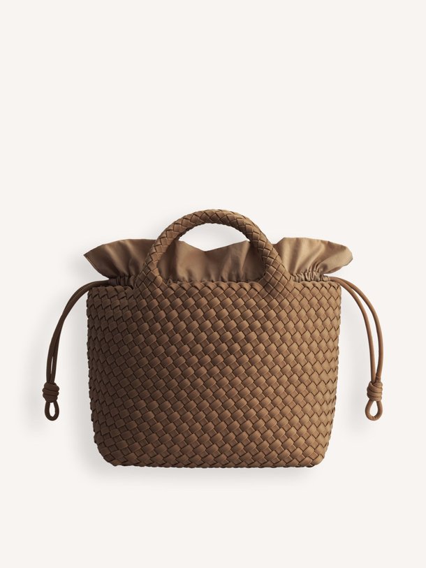 Ontdek de Gevlochten handtas midi van Marrea in de kleur bruin bij Orangebag. Op werkdagen voor 21:45 besteld, morgen in huis.