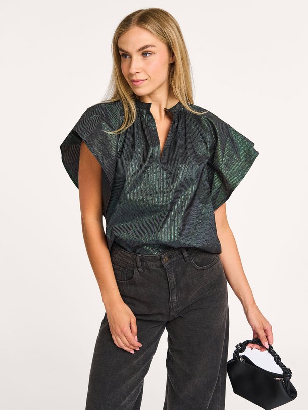 Ontdek de Vina geweven metallic top van By-Bar in de kleur donkergroen bij Orangebag. Op werkdagen voor 21:45 besteld, morgen in huis.