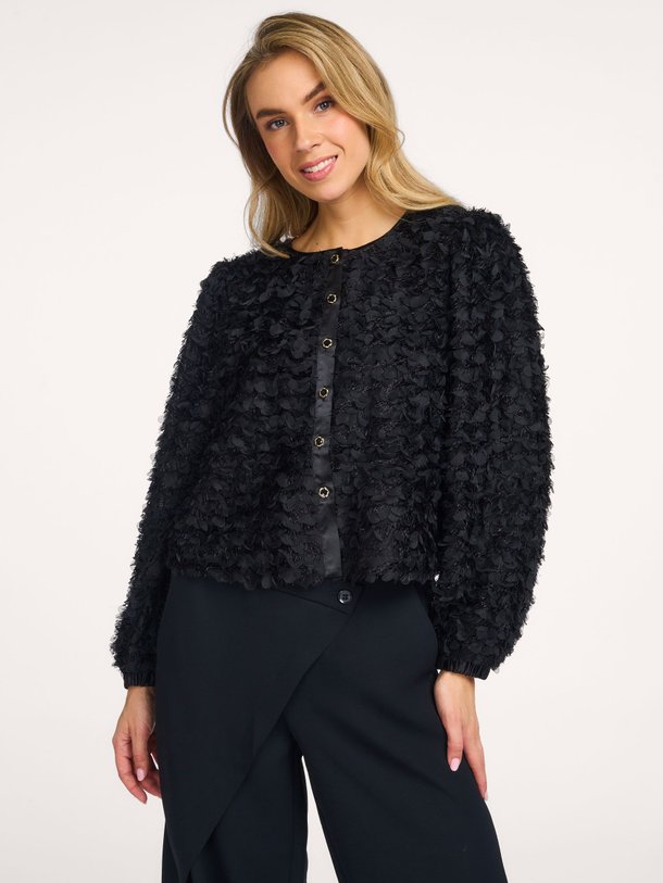 Ontdek de Geweven jasje met franjes van Summum in de kleur zwart bij Orangebag. Op werkdagen voor 21:45 besteld, morgen in huis.