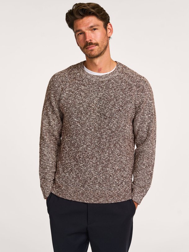 Ontdek de Jacobo katoenmix gemeleerde trui van NN.07 in de kleur donkerbruin bij Orangebag. Op werkdagen voor 21:45 besteld, morgen in huis.