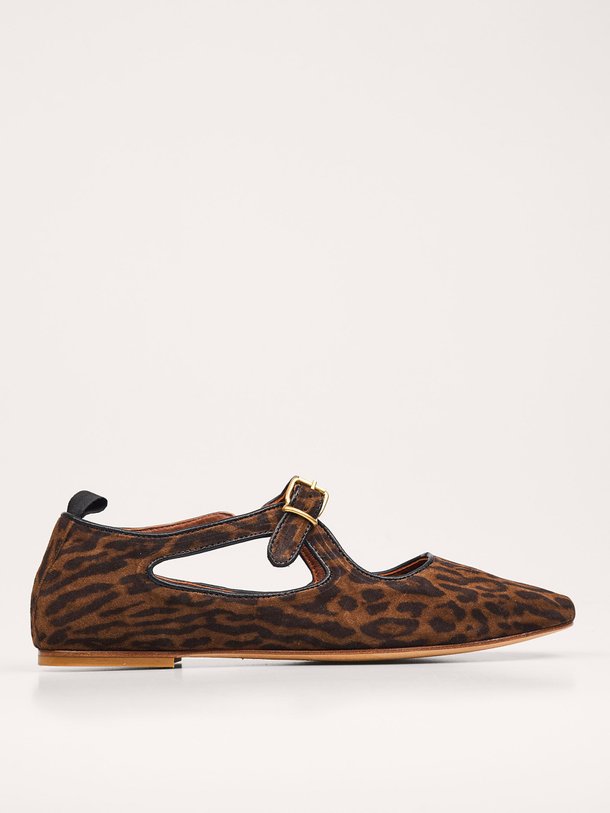 Ontdek de Praise suède leopard ballerina's van Anonymous Copenhagen in de kleur donkerbruin bij Orangebag. Op werkdagen voor 21:45 besteld, morgen in huis.