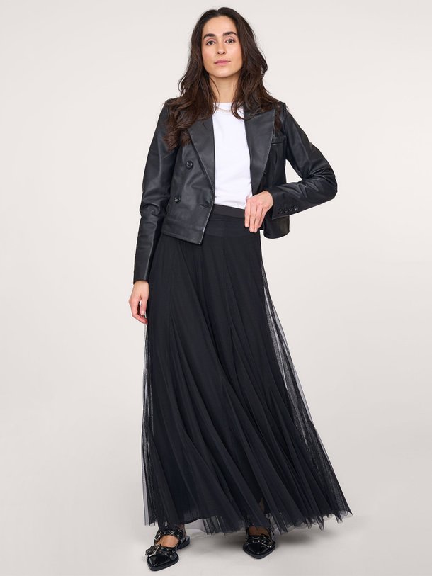 Ontdek de Taryn tule maxi rok van Dante 6 in de kleur zwart bij Orangebag. Op werkdagen voor 21:45 besteld, morgen in huis.