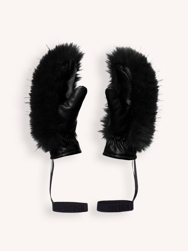 Ontdek de Hill lederen wanten met fake fur van Goldbergh in de kleur zwart bij Orangebag. Op werkdagen voor 21:45 besteld, morgen in huis.