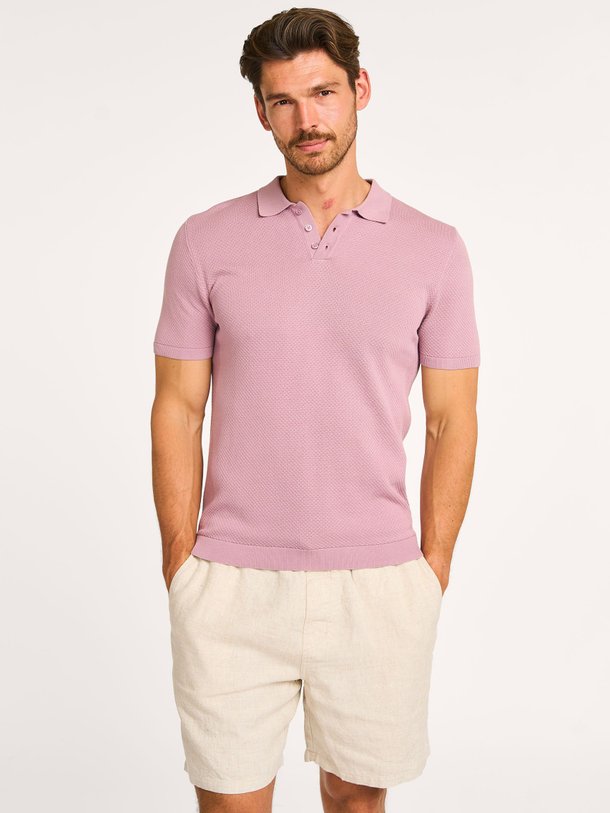 Ontdek de Triton katoenen polo met structuur van Drykorn in de kleur paars bij Orangebag. Op werkdagen voor 21:45 besteld, morgen in huis.