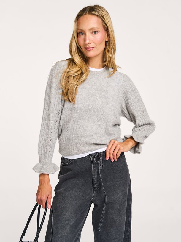 Ontdek de Anna alpacamix gemêleerde trui van Alchemist in de kleur lichtgrijs bij Orangebag. Op werkdagen voor 21:45 besteld, morgen in huis.