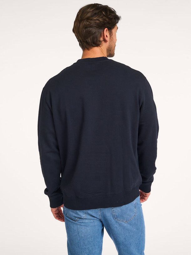 Ontdek de Norsbro organic cotton sweater van Samsoe Samsoe in de kleur donkerblauw bij Orangebag. Op werkdagen voor 21:45 besteld, morgen in huis.