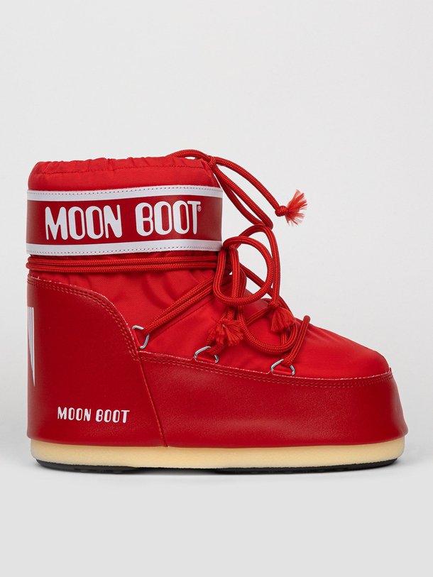 Ontdek de Lage gewatteerde nylon snowboots van Moon Boot in de kleur rood bij Orangebag. Op werkdagen voor 21:45 besteld, morgen in huis.