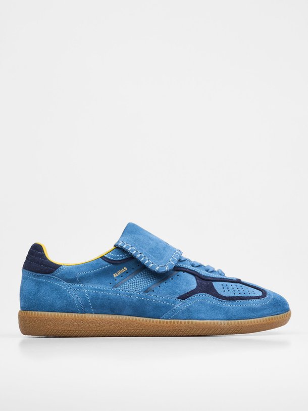 Ontdek de Tb.490 suède sneakers van Alohas in de kleur blauw bij Orangebag. Op werkdagen voor 21:45 besteld, morgen in huis.