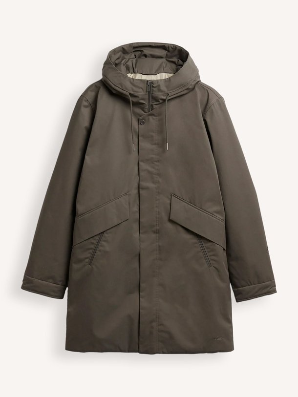 Ontdek de Karim technische gewatteerde parka van Elvine in de kleur olijfgroen bij Orangebag. Op werkdagen voor 21:45 besteld, morgen in huis.