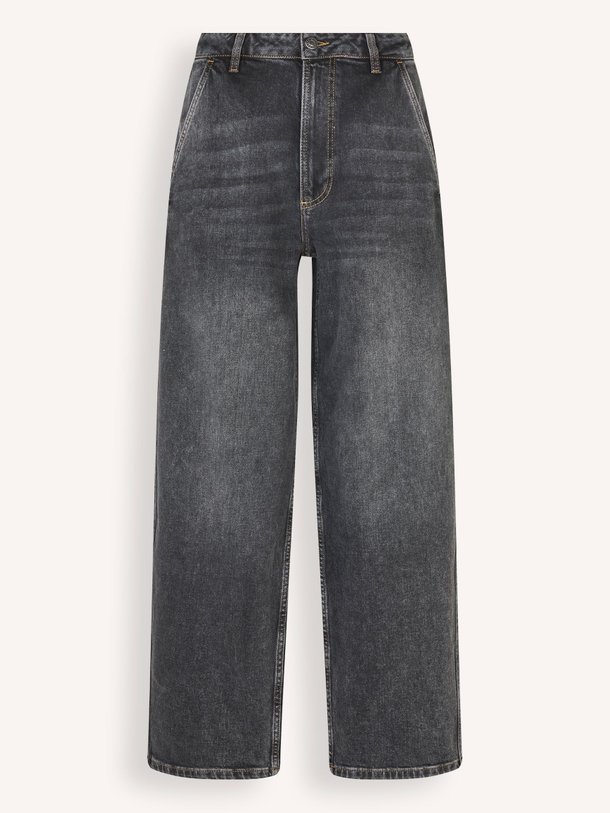 Ontdek de Poppy mid waist straight fit jeans van Modstrom in de kleur zwart bij Orangebag. Op werkdagen voor 21:45 besteld, morgen in huis.