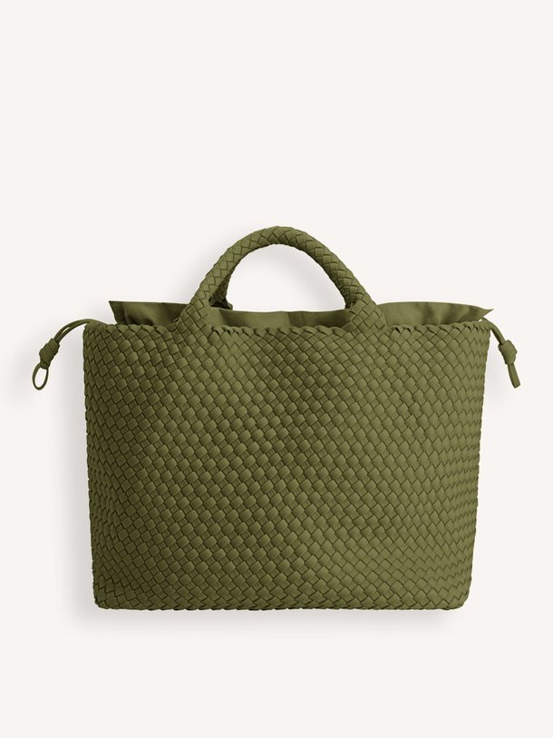 Ontdek de Gevlochten handtas large van Marrea in de kleur mosgroen bij Orangebag. Op werkdagen voor 21:45 besteld, morgen in huis.