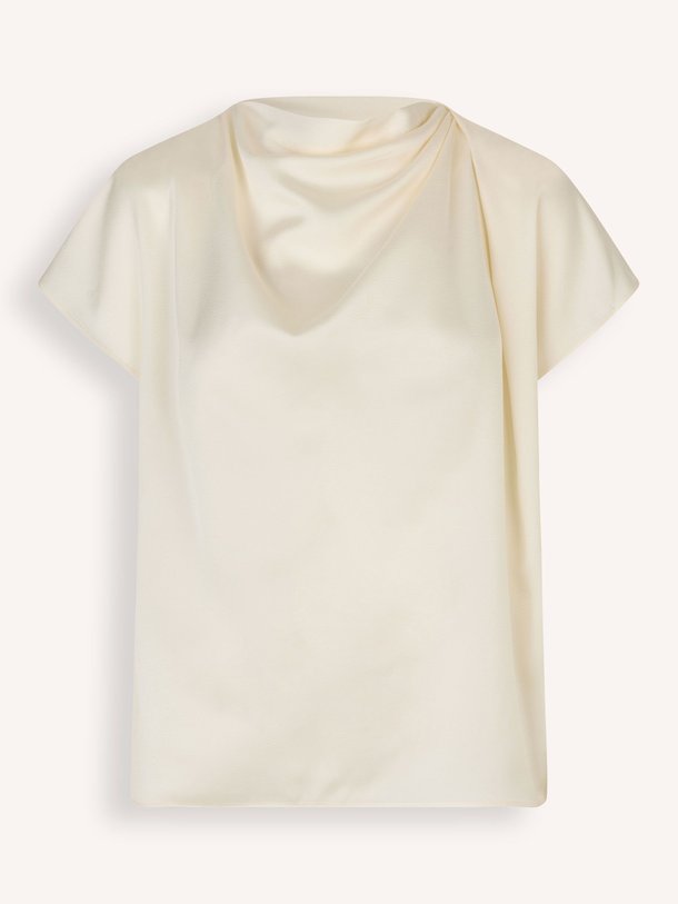Ontdek de Pietro geweven top van Modstrom in de kleur crème bij Orangebag. Op werkdagen voor 21:45 besteld, morgen in huis.
