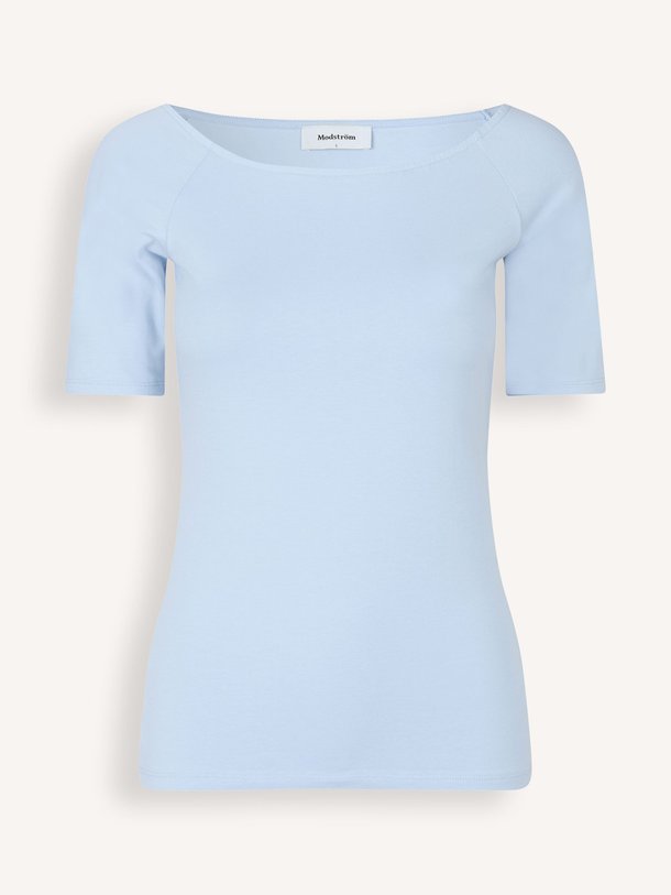 Ontdek de Tansy katoenmix off-shoulder top van Modstrom in de kleur lichtblauw bij Orangebag. Op werkdagen voor 21:45 besteld, morgen in huis.