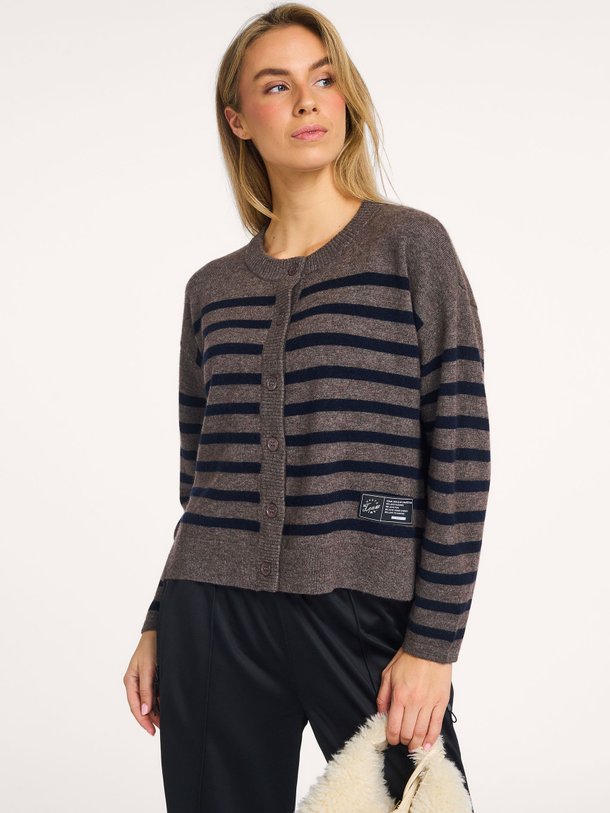 Ontdek de Wol/alpacamix gestreept vest van Haute L'Amitié in de kleur bruin bij Orangebag. Op werkdagen voor 21:45 besteld, morgen in huis.