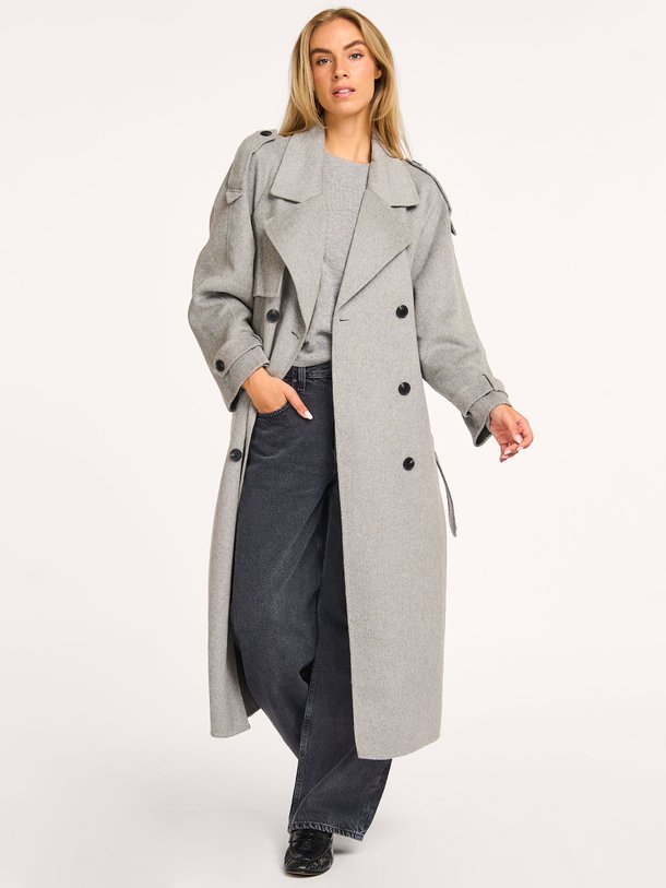 Ontdek de Adeline wolmix mantel van Alter Ego in de kleur grijs bij Orangebag. Op werkdagen voor 21:45 besteld, morgen in huis.