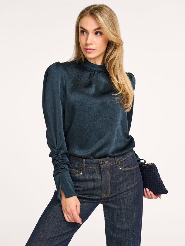 Ontdek de Pristine geweven top van Dante 6 in de kleur donkergroen bij Orangebag. Op werkdagen voor 21:45 besteld, morgen in huis.