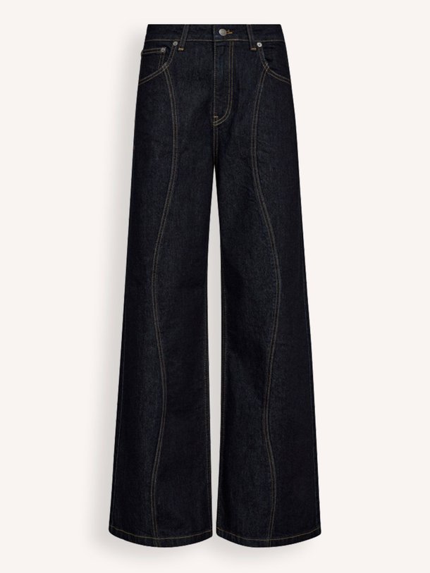 Ontdek de Wilson high waist loose fit jeans van Co'Couture in de kleur donkerblauw bij Orangebag. Op werkdagen voor 21:45 besteld, morgen in huis.
