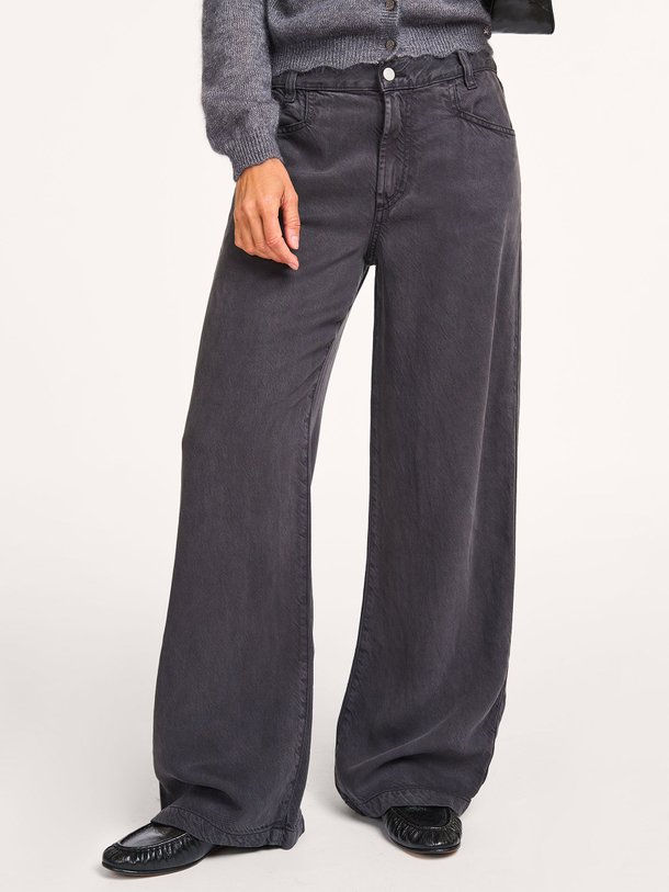 Ontdek de Nixon high waist loose fit jeans van Xirena in de kleur donkergrijs bij Orangebag. Op werkdagen voor 21:45 besteld, morgen in huis.