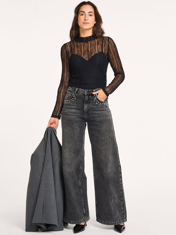 Ontdek de Barb geweven mesh top van Co'Couture in de kleur zwart bij Orangebag. Op werkdagen voor 21:45 besteld, morgen in huis.