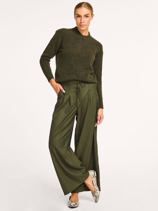 Ontdek de Viscosemix broek van La Fee Maraboutee in de kleur kaki bij Orangebag. Op werkdagen voor 21:45 besteld, morgen in huis.