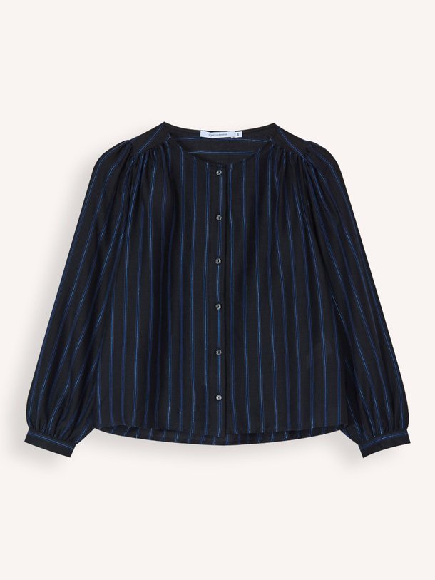 Ontdek de Rilana lyocellmix blouse met dessin van La Fee Maraboutee in de kleur zwart bij Orangebag. Op werkdagen voor 21:45 besteld, morgen in huis.