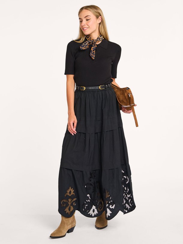 Ontdek de Lauren katoenen maxi rok met borduursel van By-Bar in de kleur zwart bij Orangebag. Op werkdagen voor 21:45 besteld, morgen in huis.