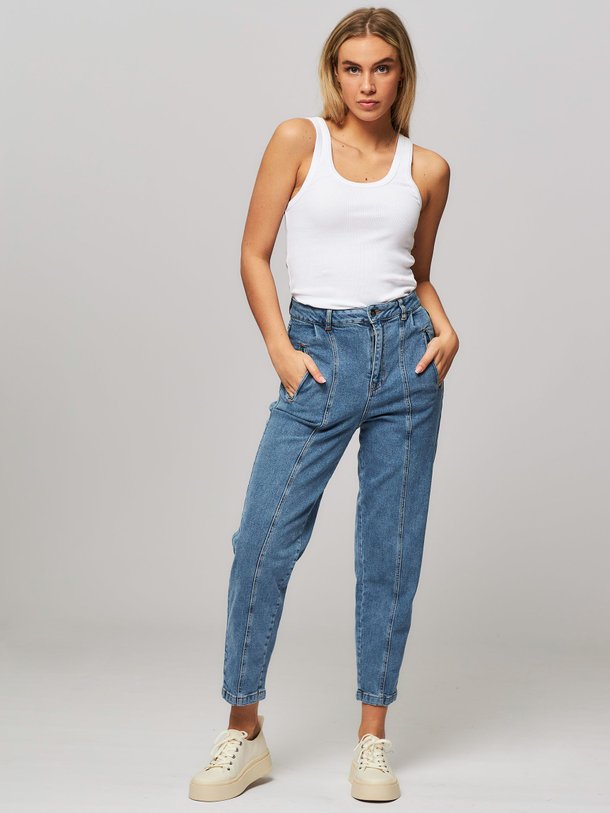 Ontdek de Organic cotton rib tanktop van Colorful Standard in de kleur wit bij Orangebag. Op werkdagen voor 21:45 besteld, morgen in huis.