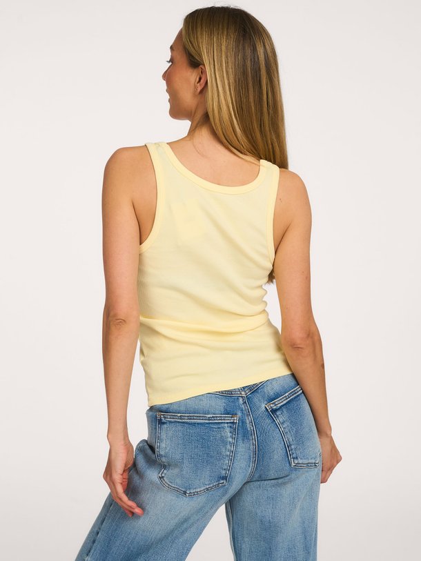 Colorful Standard Organic Cotton Rib Tanktop - Lichtgeel Ontdek de Organic cotton rib tanktop van Colorful Standard in de kleur lichtgeel bij Orangebag. Op werkdagen voor 21:45 besteld, morgen in huis.