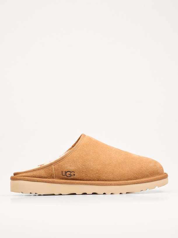 Ontdek de Classic slip-on suède instappers van Ugg in de kleur bruin bij Orangebag. Op werkdagen voor 21:45 besteld, morgen in huis.