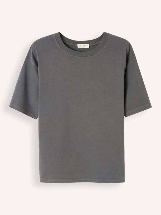 Ontdek de Fizvalley katoenen T-shirt van American Vintage in de kleur donkergrijs bij Orangebag. Op werkdagen voor 21:45 besteld, morgen in huis.