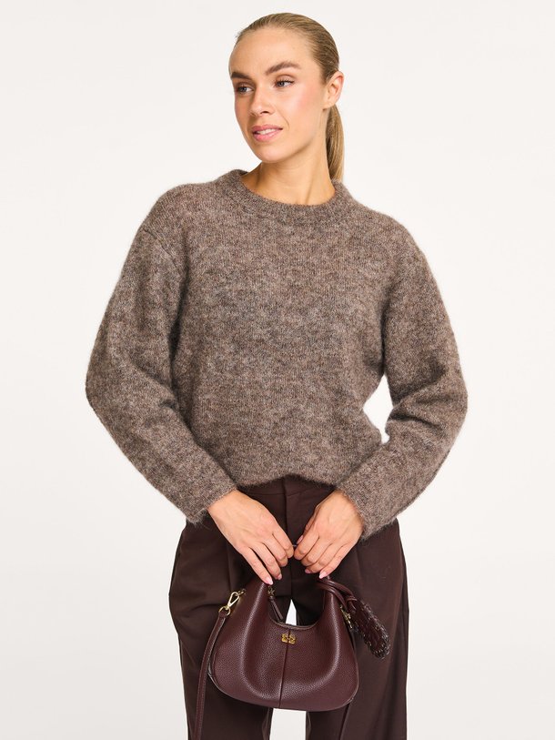 Ontdek de Emmalou mohairmix gemêleerde trui van Second Female in de kleur bruin bij Orangebag. Op werkdagen voor 21:45 besteld, morgen in huis.