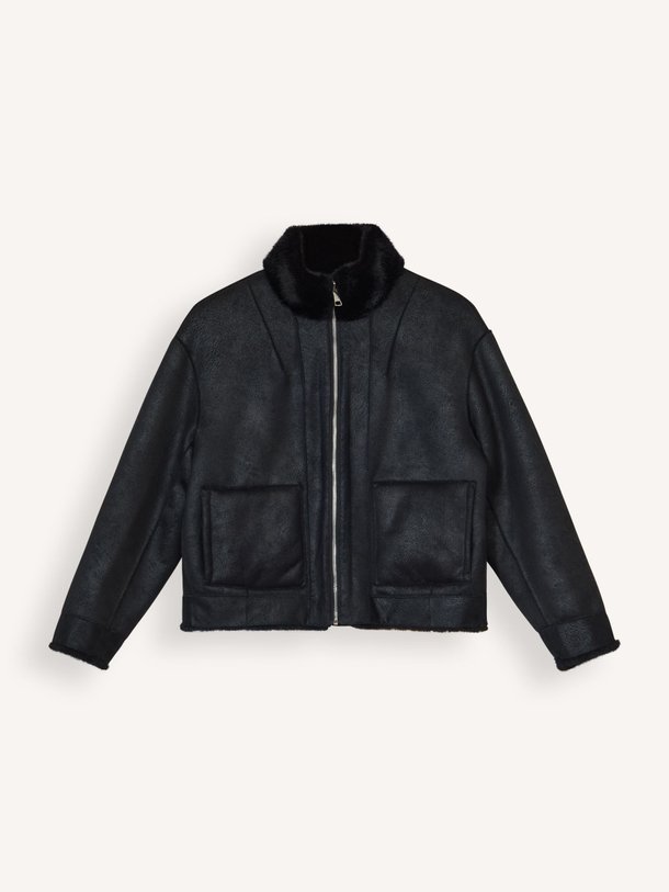 Ontdek de Elvire fake fur reversible jas van La Fee Maraboutee in de kleur zwart bij Orangebag. Op werkdagen voor 21:45 besteld, morgen in huis.
