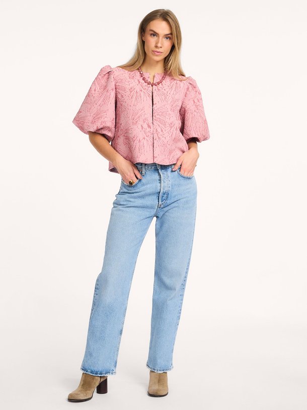 Ontdek de Hanne geweven jasje met lurex van Studio Anneloes in de kleur roze bij Orangebag. Op werkdagen voor 21:45 besteld, morgen in huis.