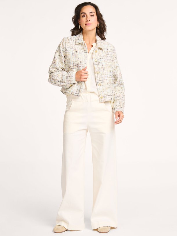 Ontdek de Loeki katoenmix tweed jasje van Freebird in de kleur zand bij Orangebag. Op werkdagen voor 21:45 besteld, morgen in huis.