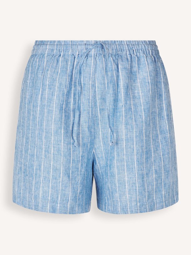Ontdek de Maren String linnen short met gestreept dessin van Samsoe Samsoe in de kleur blauw bij Orangebag. Op werkdagen voor 21:45 besteld, morgen in huis.