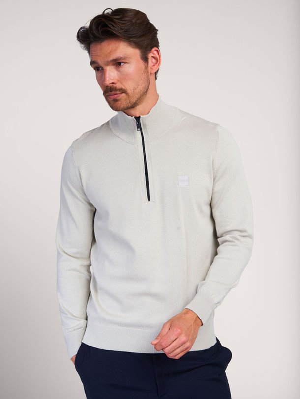 Ontdek de Kanobix katoen/cashmeremix trui van Boss in de kleur beige bij Orangebag. Op werkdagen voor 21:45 besteld, morgen in huis.