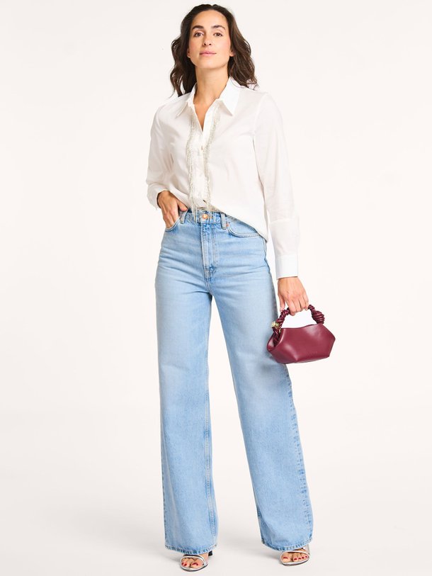 Ontdek de Bina katoenmix blouse met applicaties van Freebird in de kleur off-white bij Orangebag. Op werkdagen voor 21:45 besteld, morgen in huis.