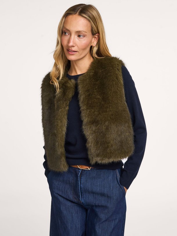Ontdek de Zoani fake fur gilet van La Fee Maraboutee in de kleur kaki bij Orangebag. Op werkdagen voor 21:45 besteld, morgen in huis.