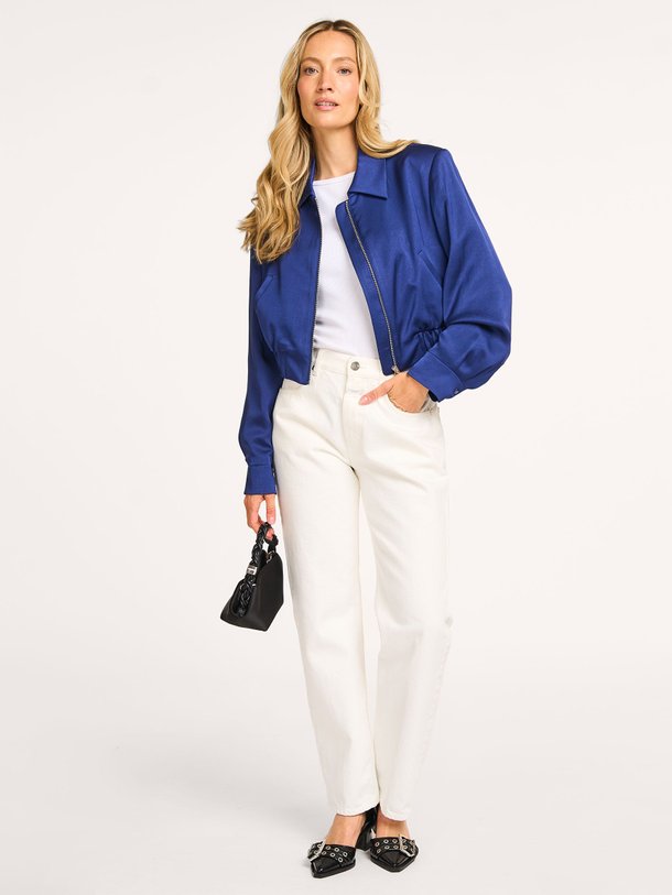 Ontdek de Radway geweven jasje van Drykorn in de kleur kobalt bij Orangebag. Op werkdagen voor 21:45 besteld, morgen in huis.