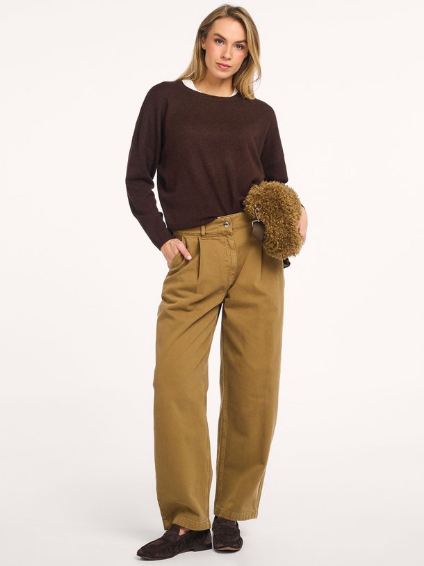 Ontdek de Kyles high waist barrel fit jeans van Iro in de kleur camel bij Orangebag. Op werkdagen voor 21:45 besteld, morgen in huis.