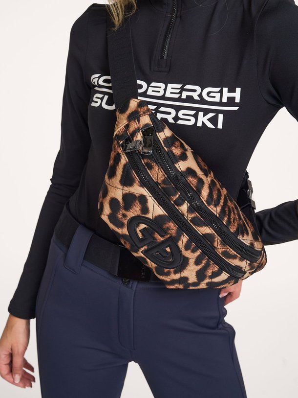 Ontdek de Loreana geweven leopard crossbody tas van Goldbergh in de kleur bruin bij Orangebag. Op werkdagen voor 21:45 besteld, morgen in huis.