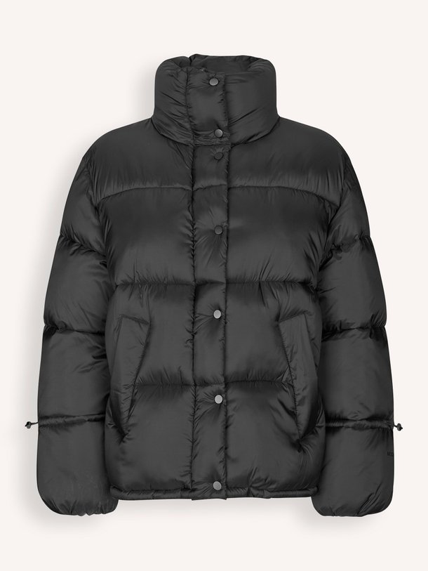 Ontdek de Odin geweven gewatteerde jas van Modstrom in de kleur zwart bij Orangebag. Op werkdagen voor 21:45 besteld, morgen in huis.