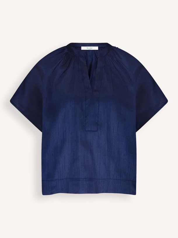 Ontdek de Vina geweven top van By-Bar in de kleur donkerblauw bij Orangebag. Op werkdagen voor 21:45 besteld, morgen in huis.