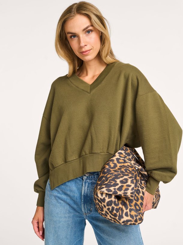 Ontdek de Varola katoenen sweater van Bellerose in de kleur olijfgroen bij Orangebag. Op werkdagen voor 21:45 besteld, morgen in huis.