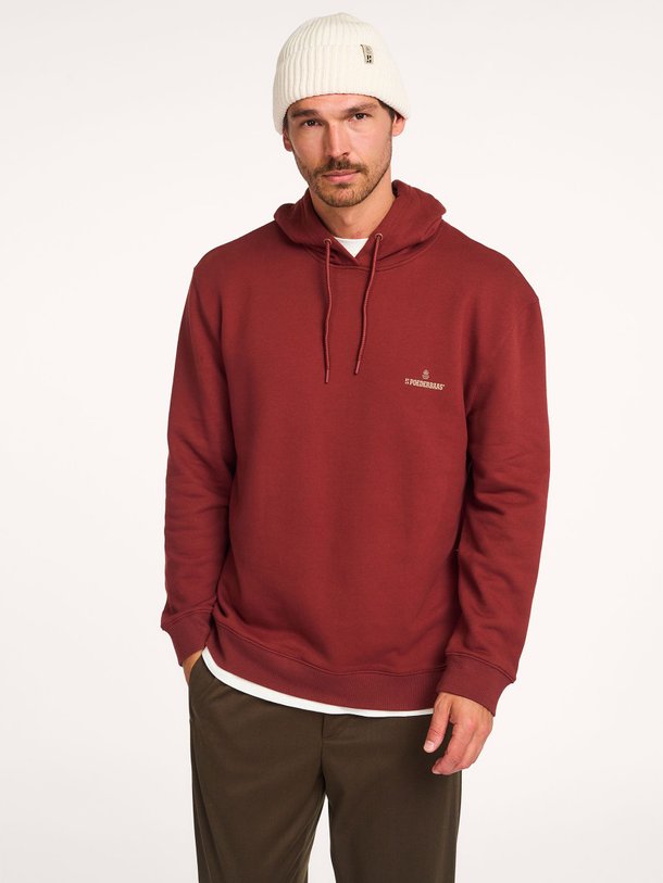 Ontdek de X Poederbaas - Solo katoenmix hoodie met pint van Law of the Sea in de kleur steenrood bij Orangebag. Op werkdagen voor 21:45 besteld, morgen in huis.